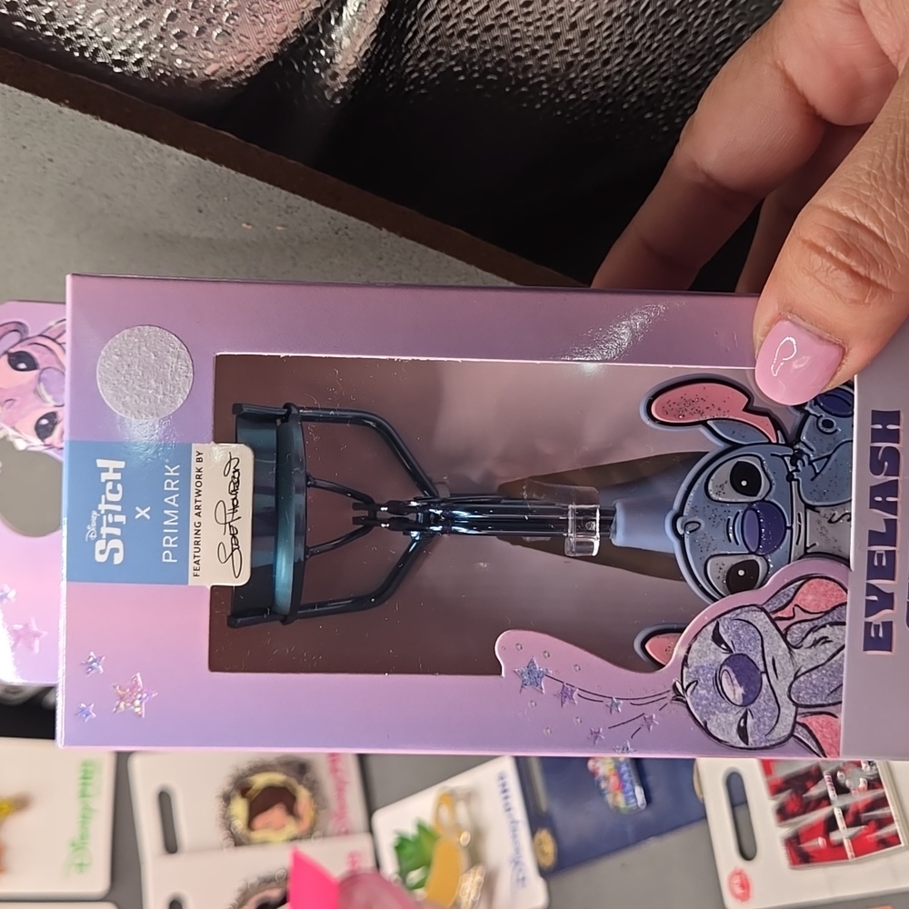 Disney Stitch eyelash curler blue